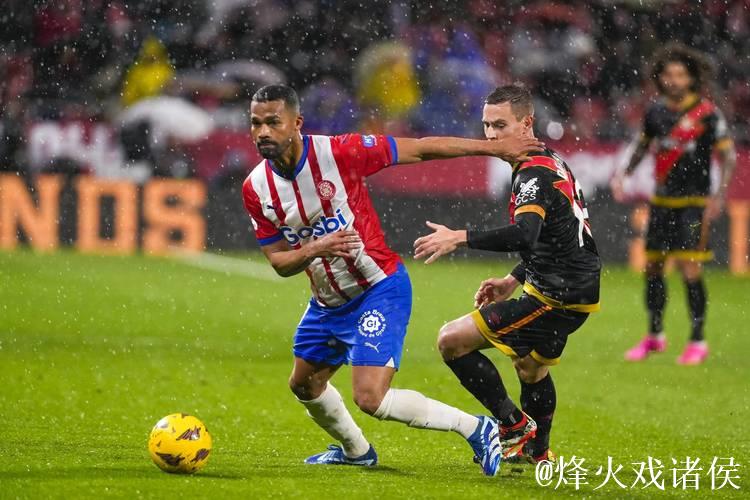 马卡：因暴雨推迟的莱万特vs黄潜可能安排至1月7日或8日举行