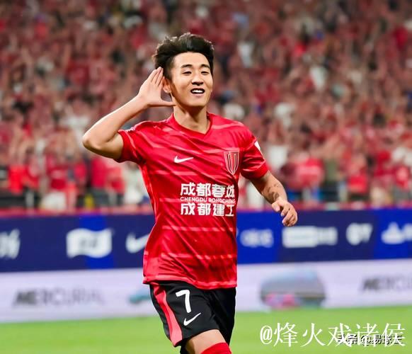 蓉城稳住了 韦世豪稳住了 冲击队史首座足协杯冠军 蓉城稳住了 韦世豪稳住了 冲击队史首座足协杯冠军